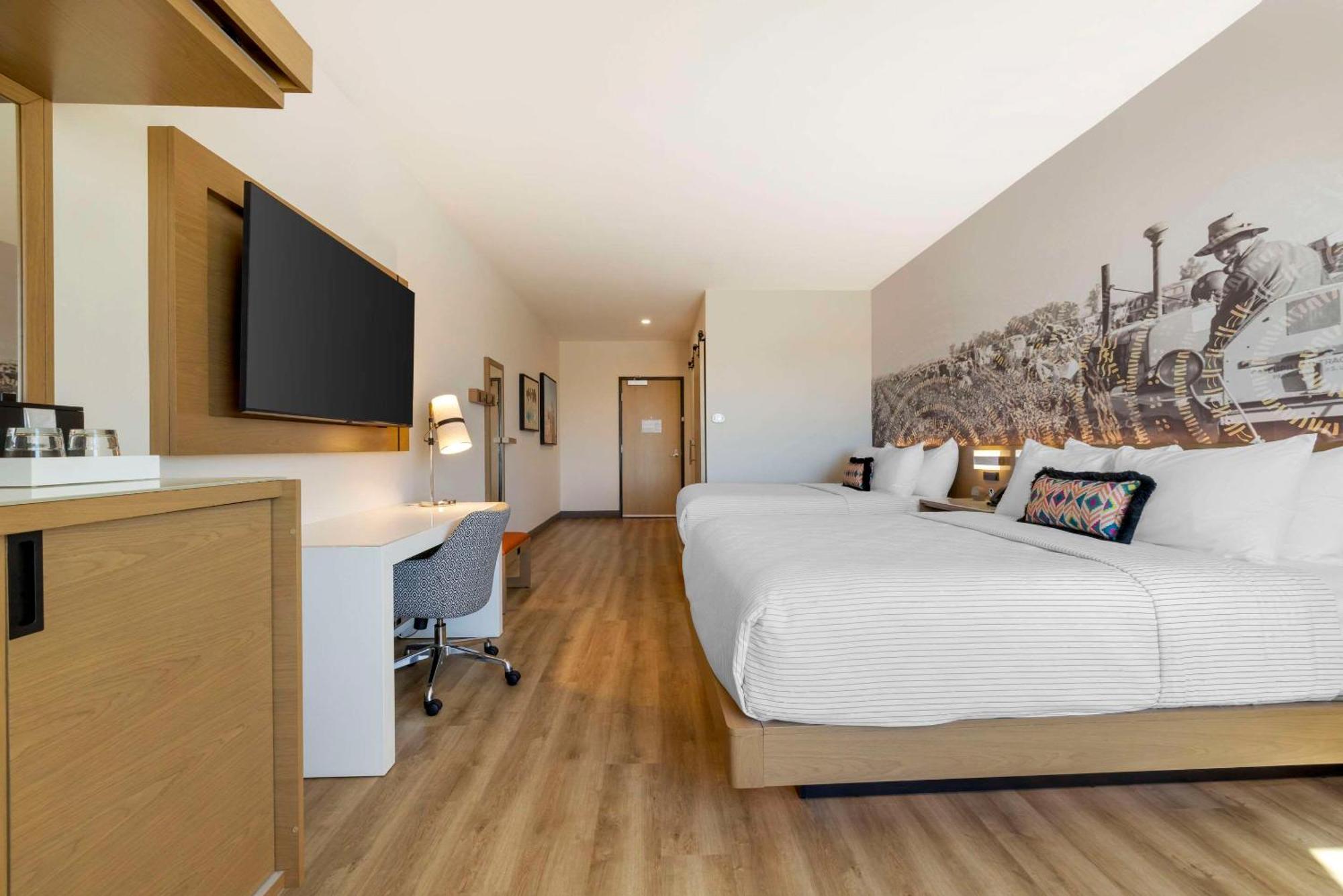Cambria Hotel El Centro - Imperial Екстер'єр фото