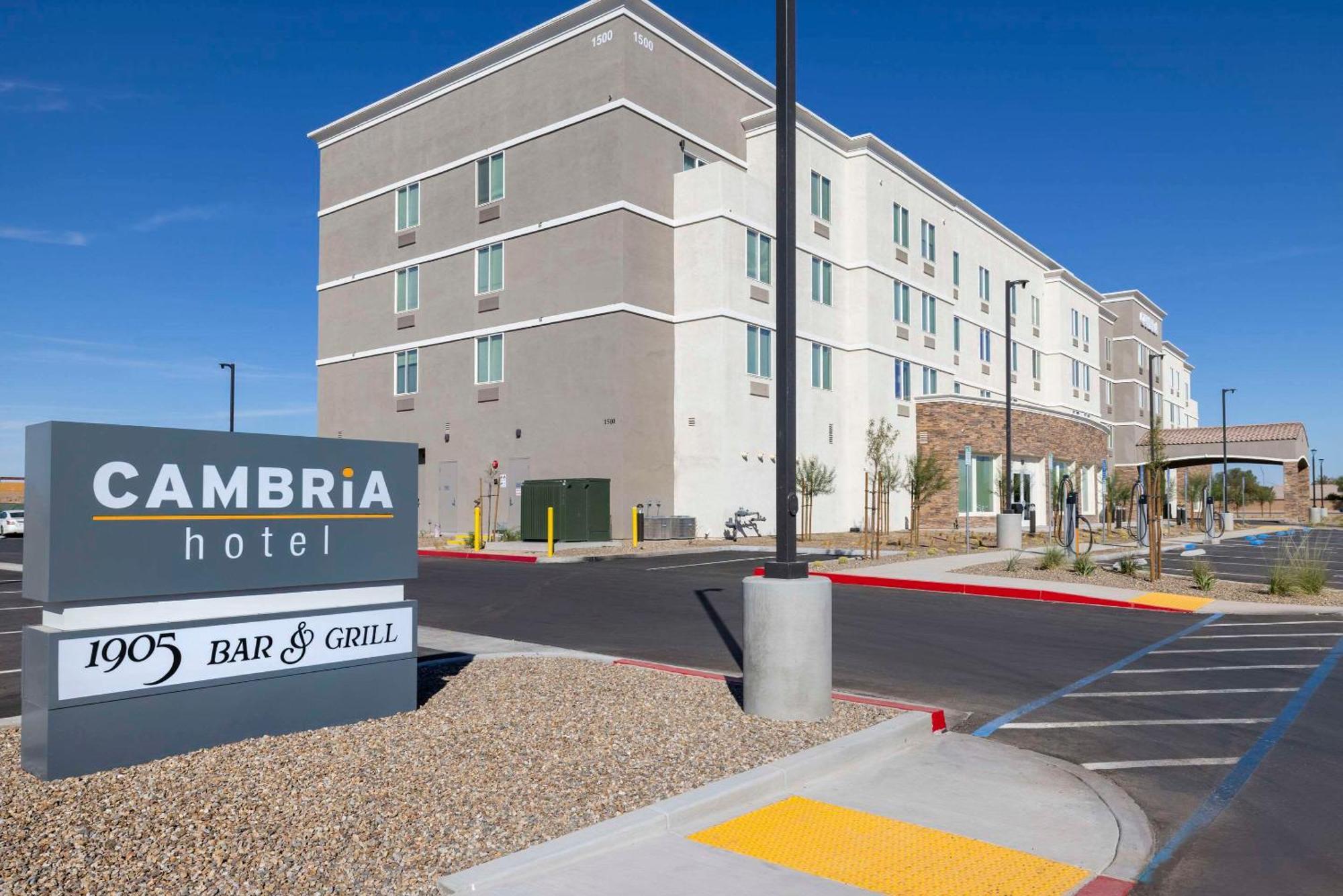 Cambria Hotel El Centro - Imperial Екстер'єр фото